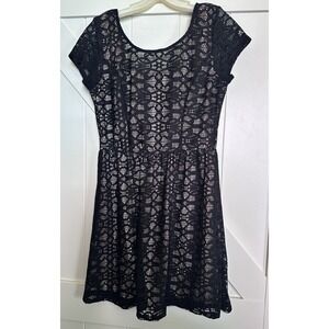 Speechless Short Cap Sleeves Black Lace Beige Lined Fit & Flare Dress Sz 13
